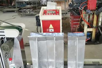 新款200GO二合一 NC送料機(jī)、輸送帶、疊料臺